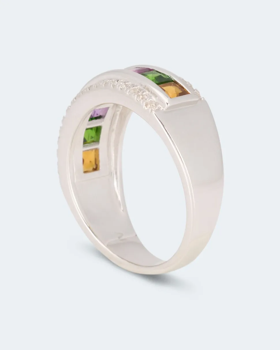 Ring mit Edelsteinmix