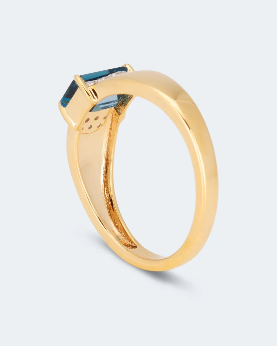 Ring mit London Blue Topas und Zirkon