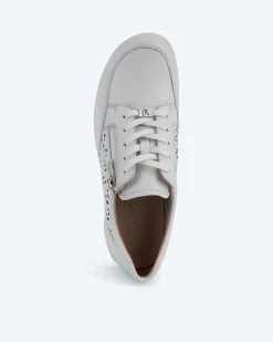 Sneaker in Weite H mit Perforation