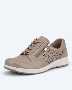 Sneaker in Weite H mit Perforation