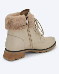Stiefelette mit Webpelz